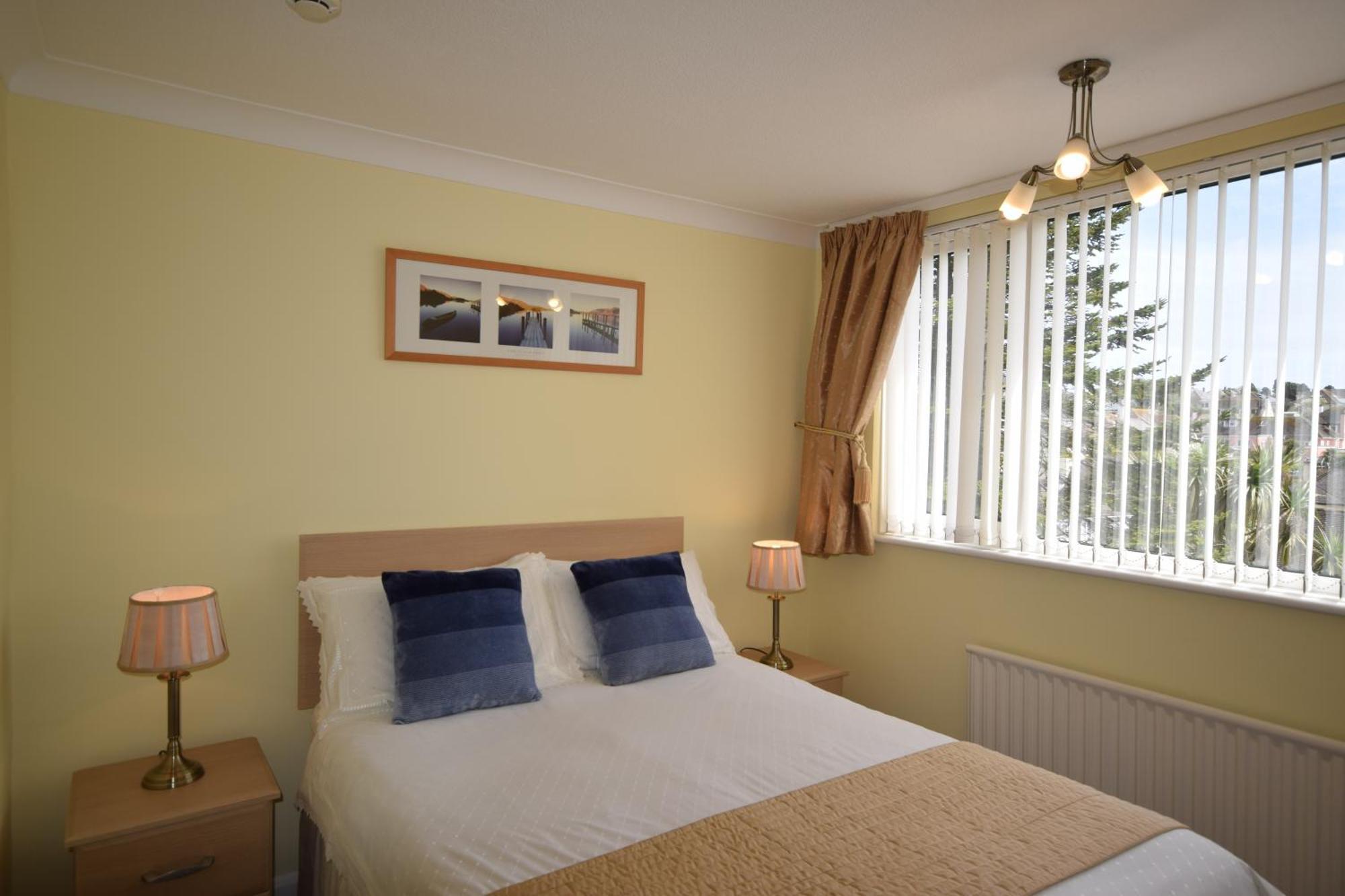 Churston Way Lodge Guest House Brixham Buitenkant foto