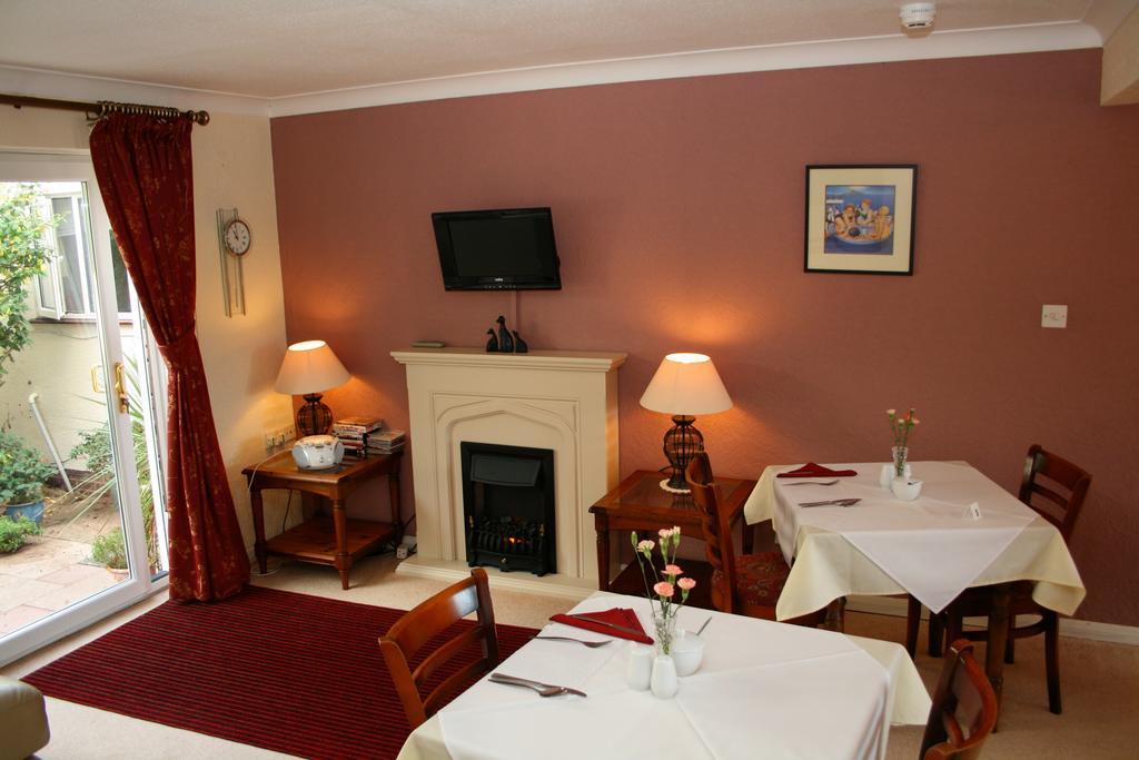 Churston Way Lodge Guest House Brixham Buitenkant foto