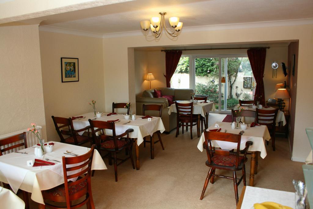 Churston Way Lodge Guest House Brixham Buitenkant foto
