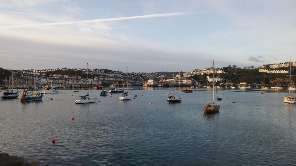 Churston Way Lodge Guest House Brixham Buitenkant foto