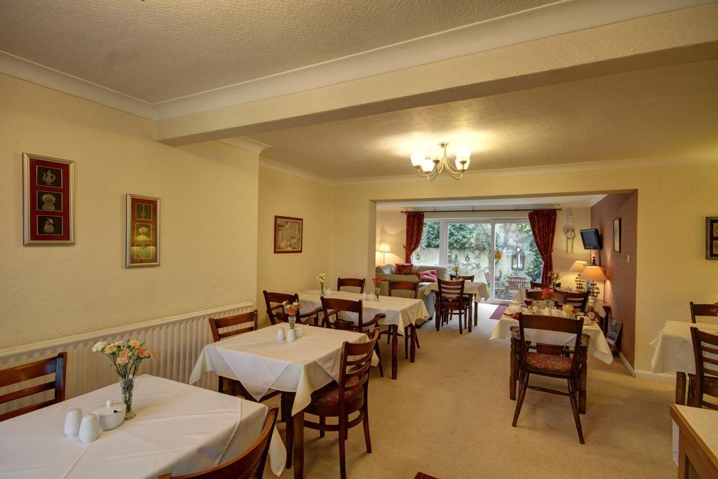 Churston Way Lodge Guest House Brixham Buitenkant foto