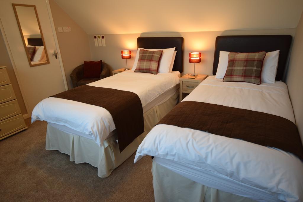 Churston Way Lodge Guest House Brixham Buitenkant foto