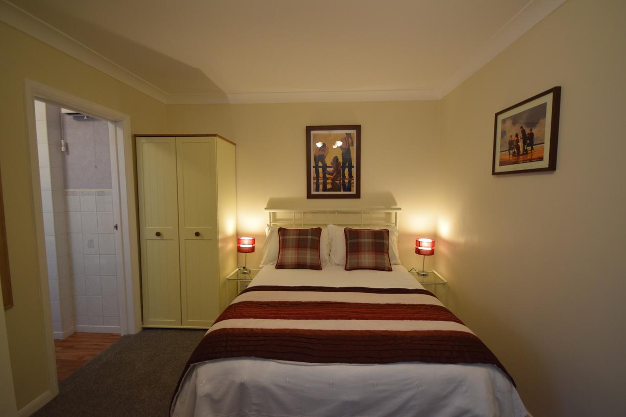 Churston Way Lodge Guest House Brixham Buitenkant foto